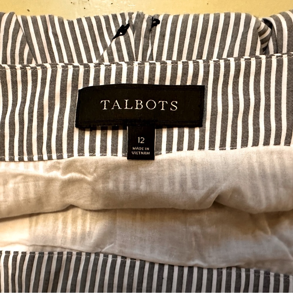 Talbots Black & White Eyelet Skirt (Size 12) - Picture 5 of 10